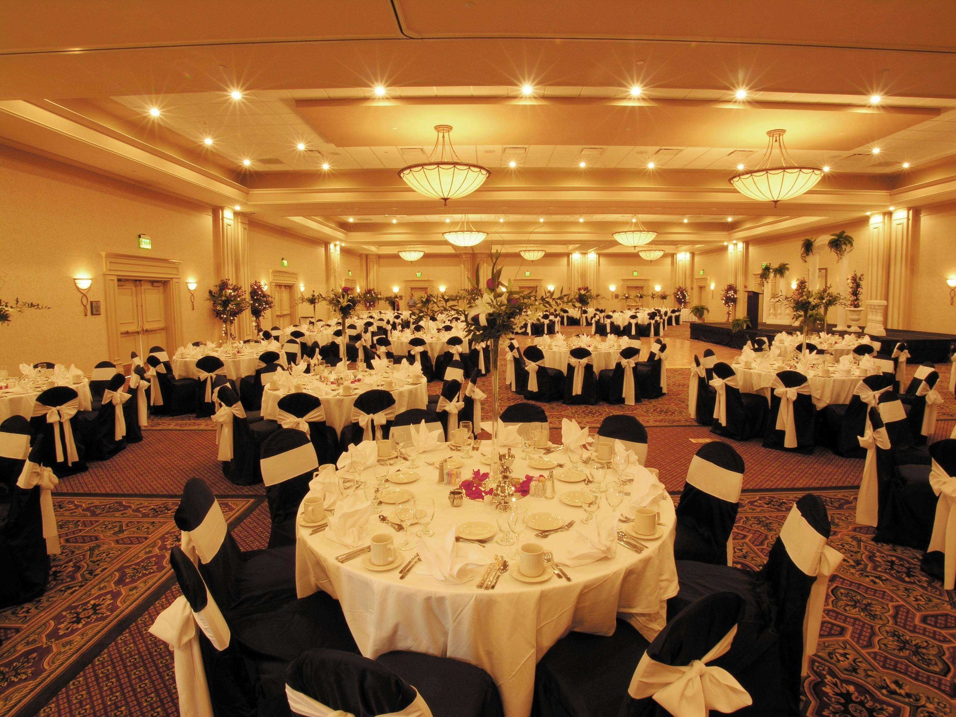 Hilton Garden Inn Suffolk Riverfront Экстерьер фото