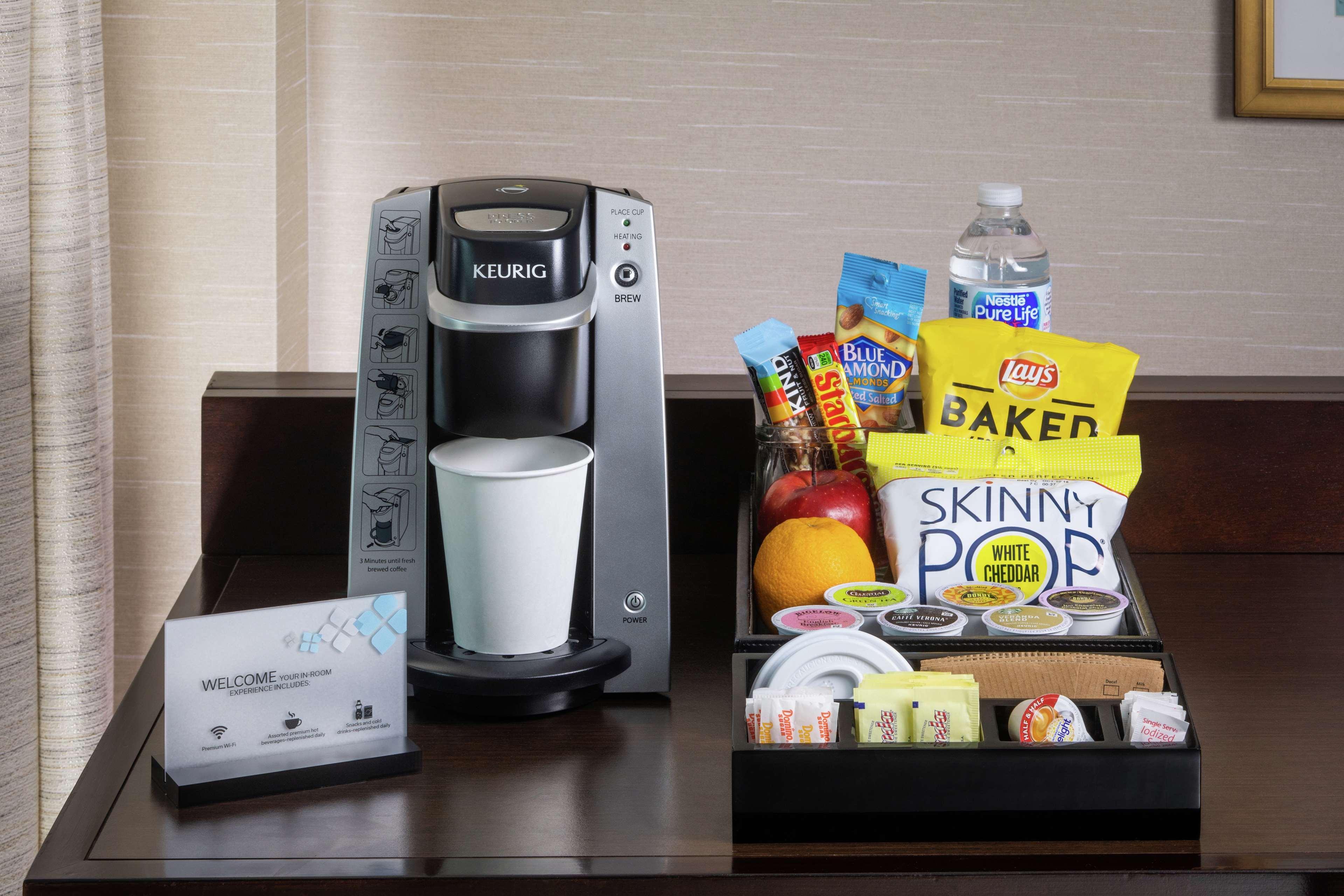 Hilton Garden Inn Suffolk Riverfront Экстерьер фото