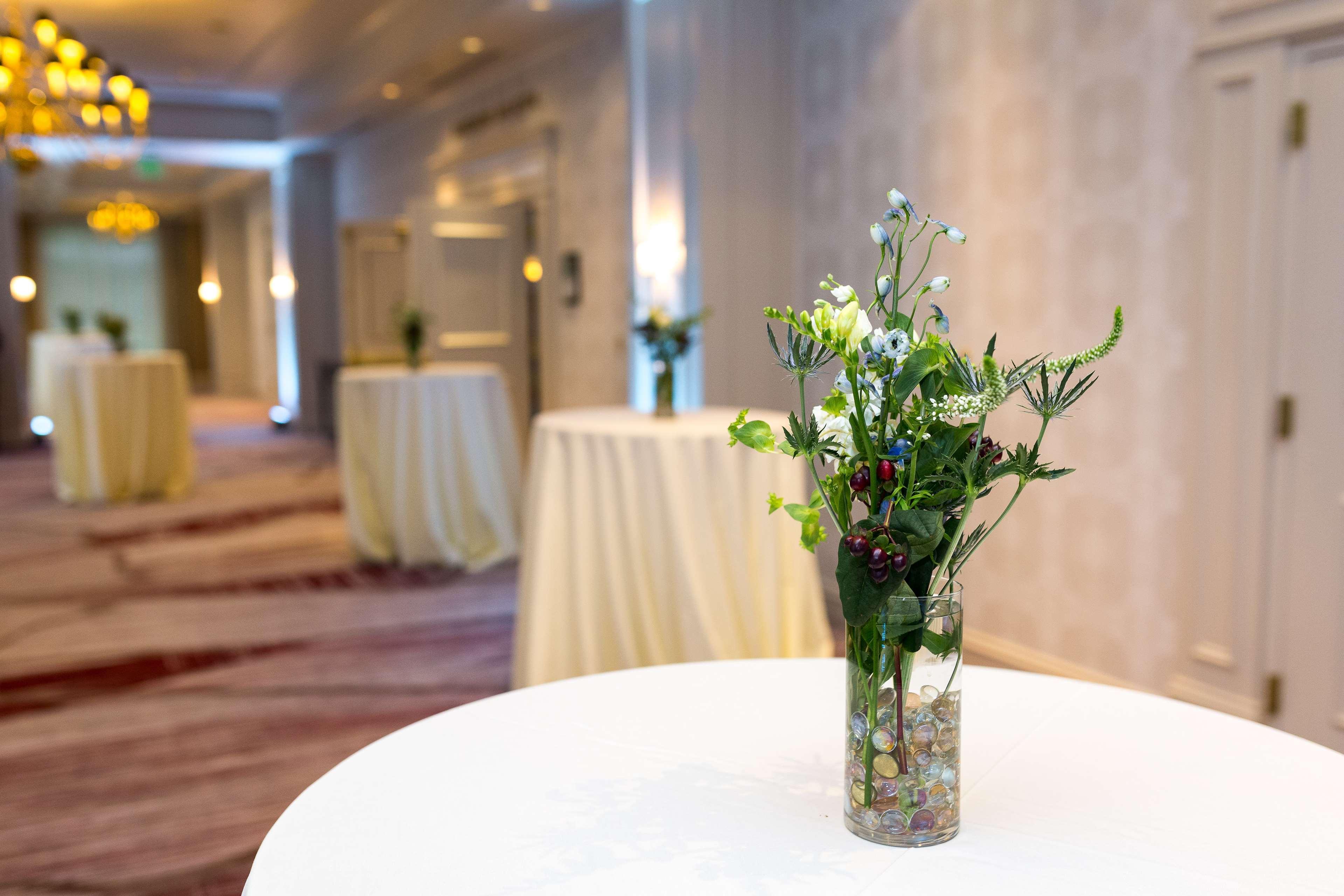 Hilton Garden Inn Suffolk Riverfront Экстерьер фото