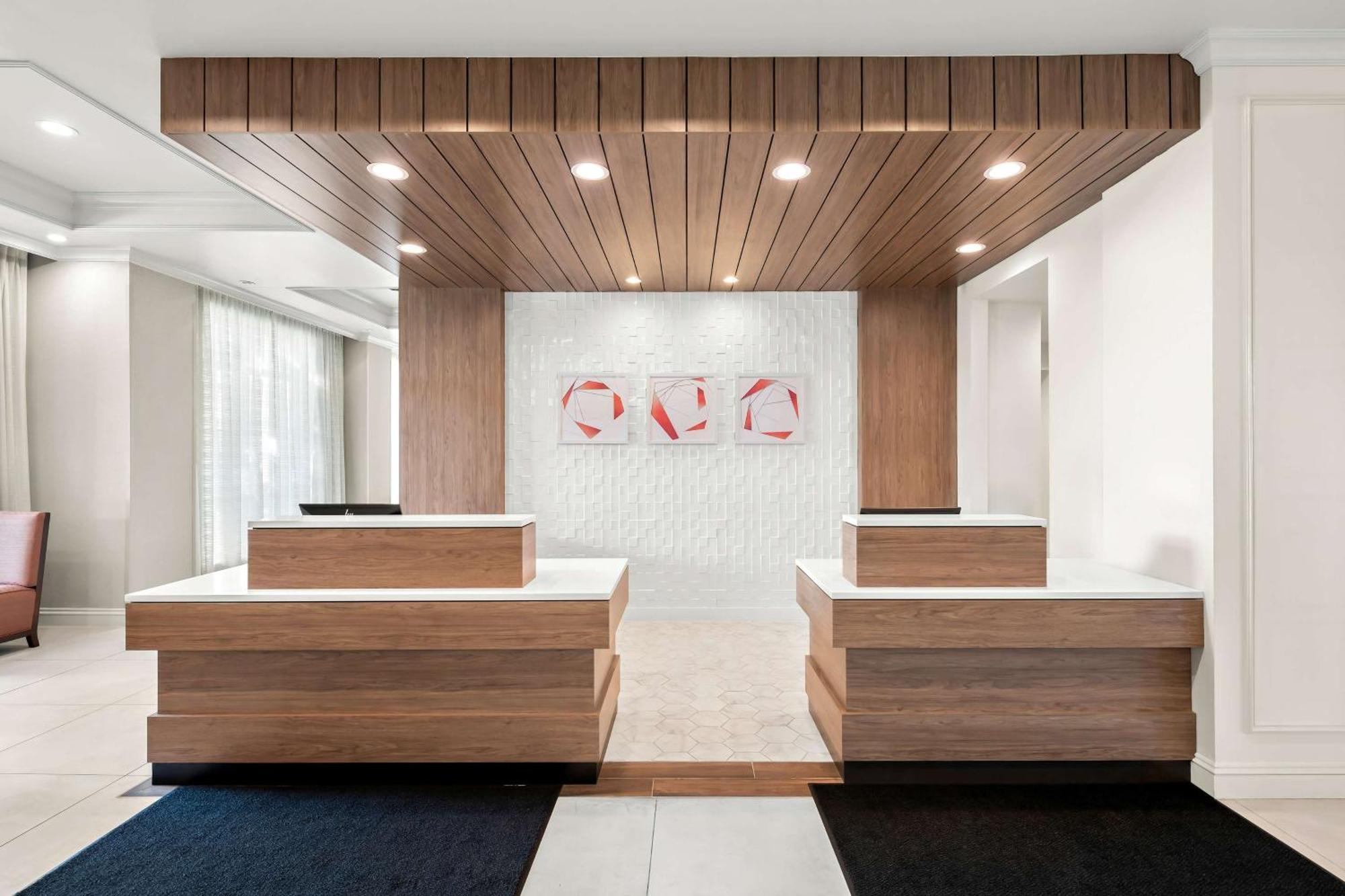 Hilton Garden Inn Suffolk Riverfront Экстерьер фото